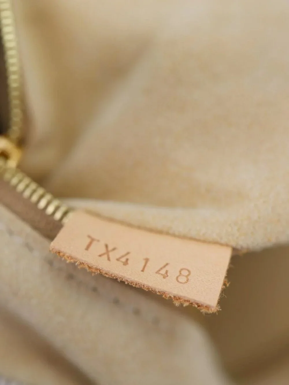 Louis Vuitton Artsy MM Damier Azur Hobo Bag White